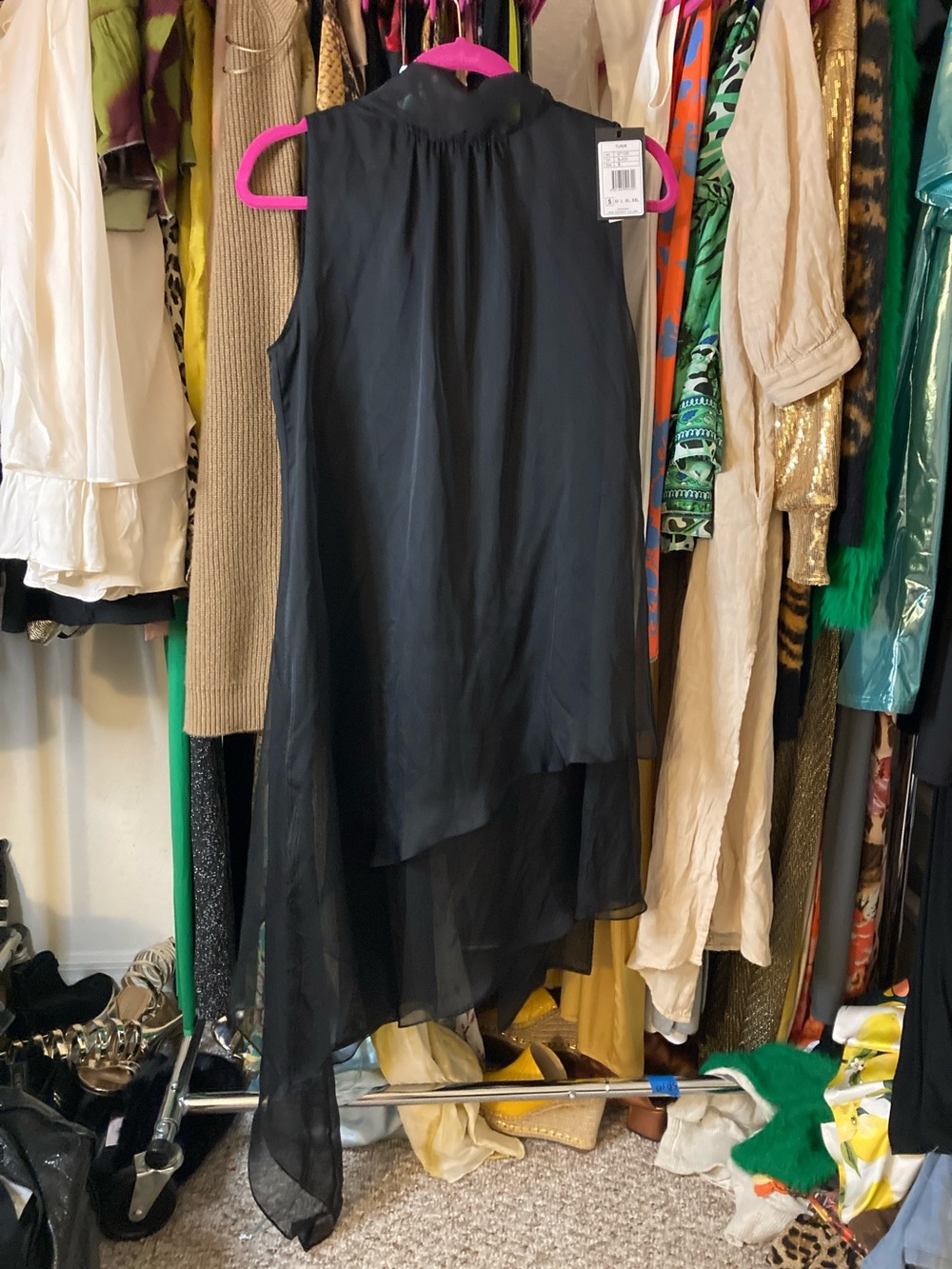 Unik Black Sleeveless Asymmetric Chiffon Tunic